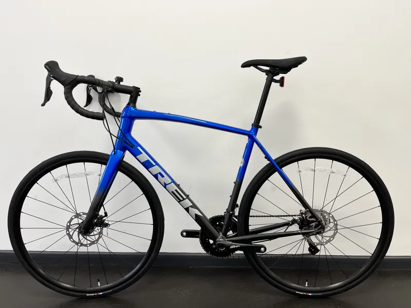 EX DISPLAY Trek Domane AL 3 Road Bike 58cm 2023 in Alpine Blue to Black-1